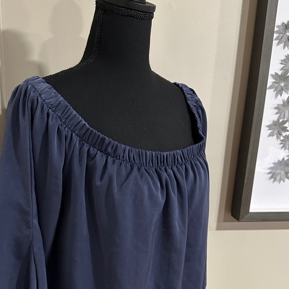 *SOPRANO* Midnight Blue Off-The-Shoulder Flowy Blouse Size Large - Picture 4 of 7